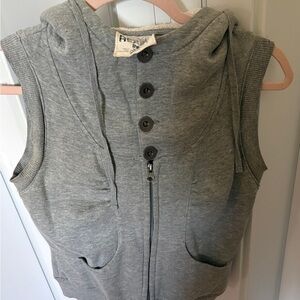 Derek Heart Gray Hooded Vest with Button Placket